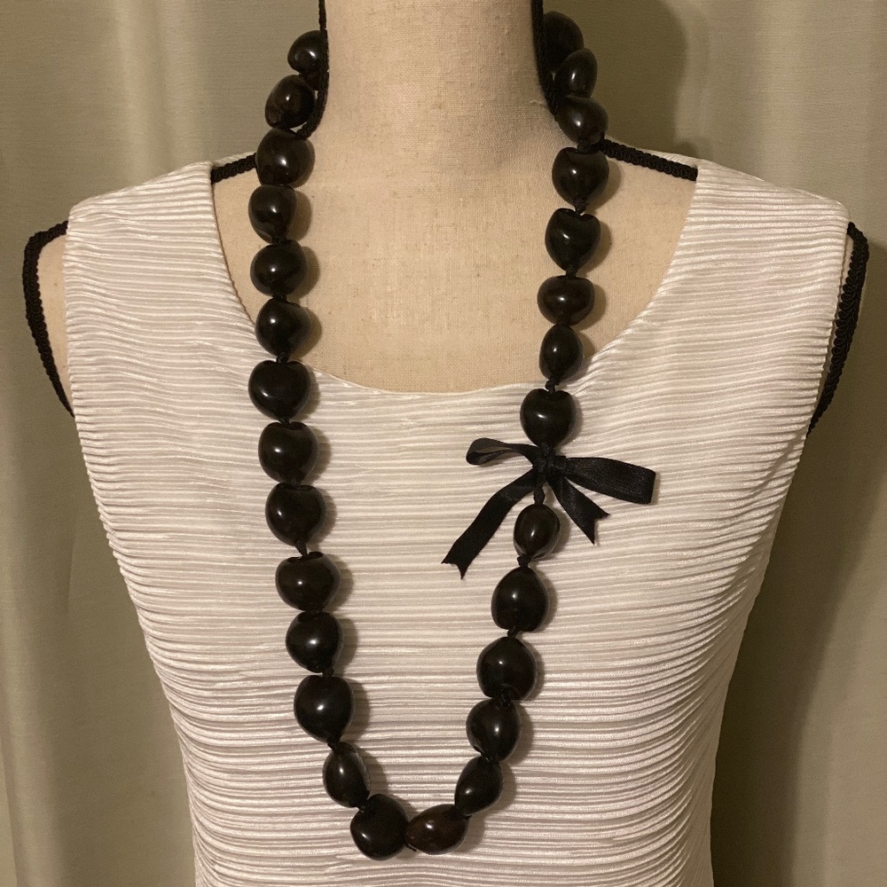 Vintage Chocolate Brown Necklace